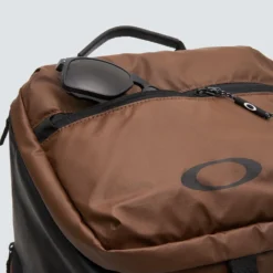 Oakley Road Trip RC Backpack 26L -Oakley Sales Store oakley road trip rc backpack 26l 5